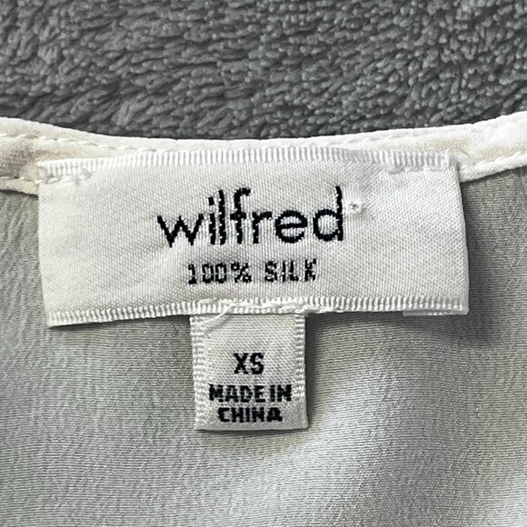 Aritzia Wilfred 100% Silk Ivory Sleeveless Tank Top - Picture 4 of 9